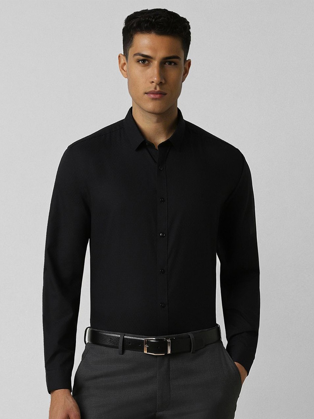 

V Dot Men Spread Collar Solid Cotton Slim Fit Formal Shirt, Black