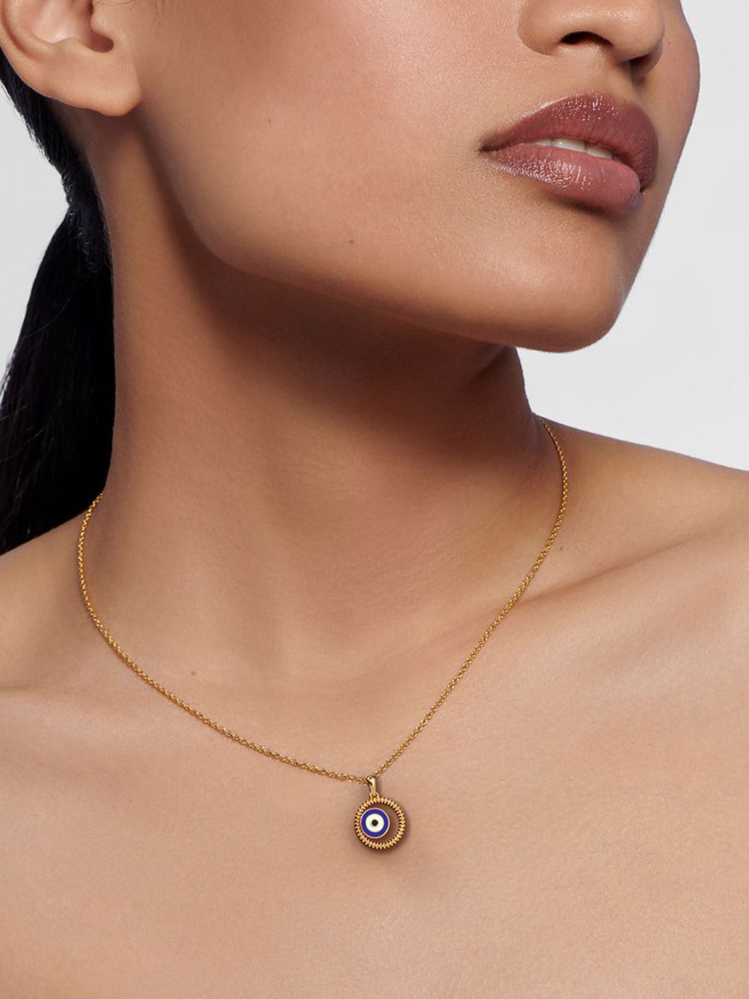 

KISNA DIAMOND AND GOLD JEWELLERY 18KT Yellow Evil Eye Gold Pendent