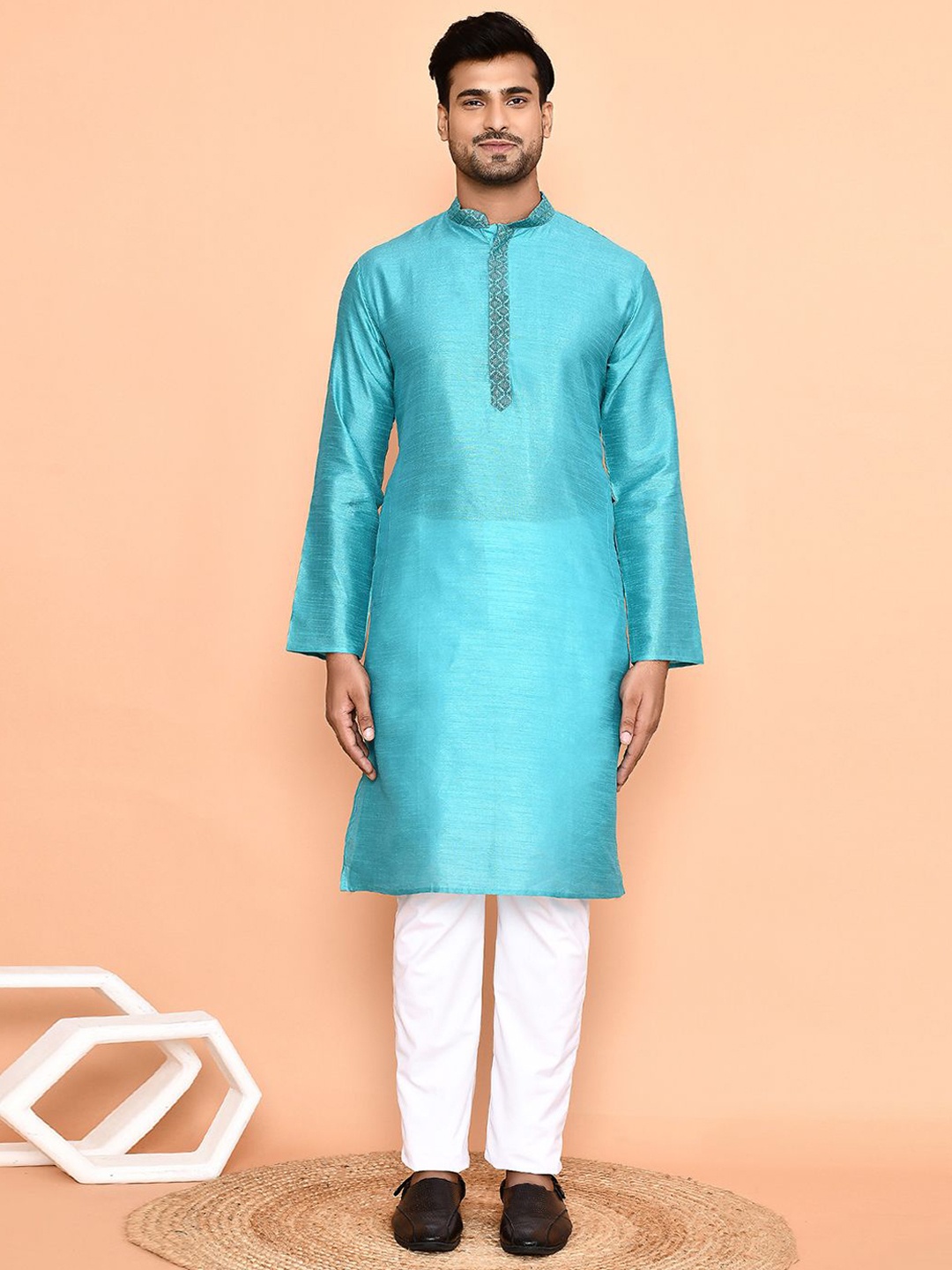 

Arihant Rai Sinha Mandarin Collar Thread Work Straight Kurta with Trouser, Blue