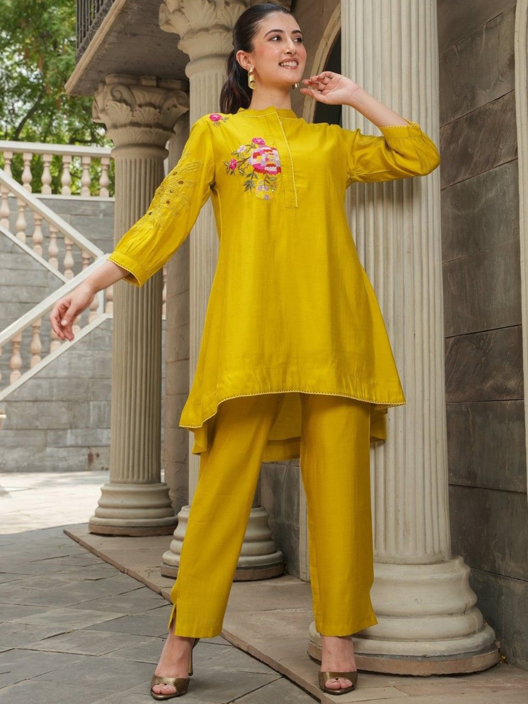 

AUTUMN LANE Mandarin Collar Embroidered Tunic With Trouser, Yellow