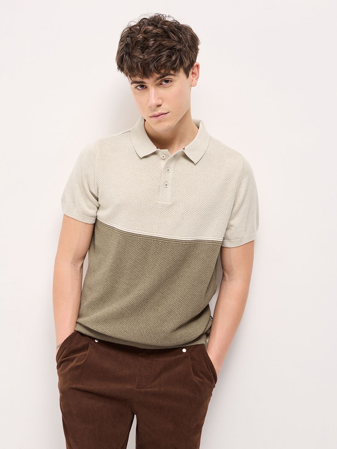 

THE BEAR HOUSE Men Colourblocked Polo Collar Cotton T-shirt, Beige