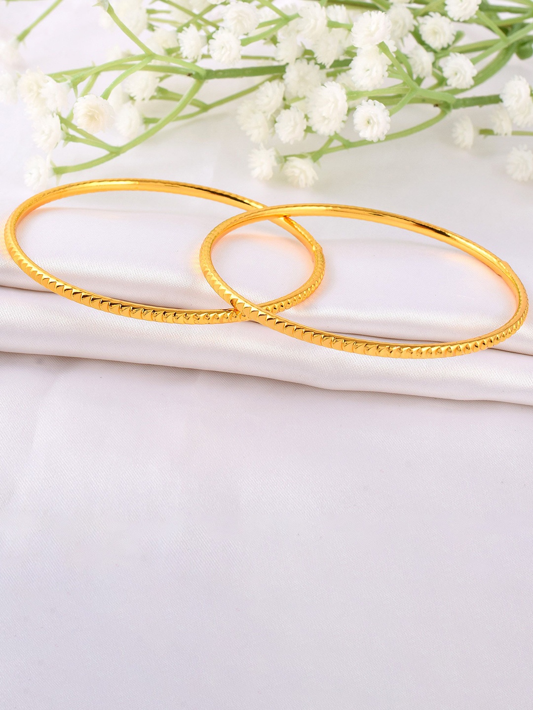 

MEMOIR Set Of 2 Micron 24KT Gold-Plated Bangles