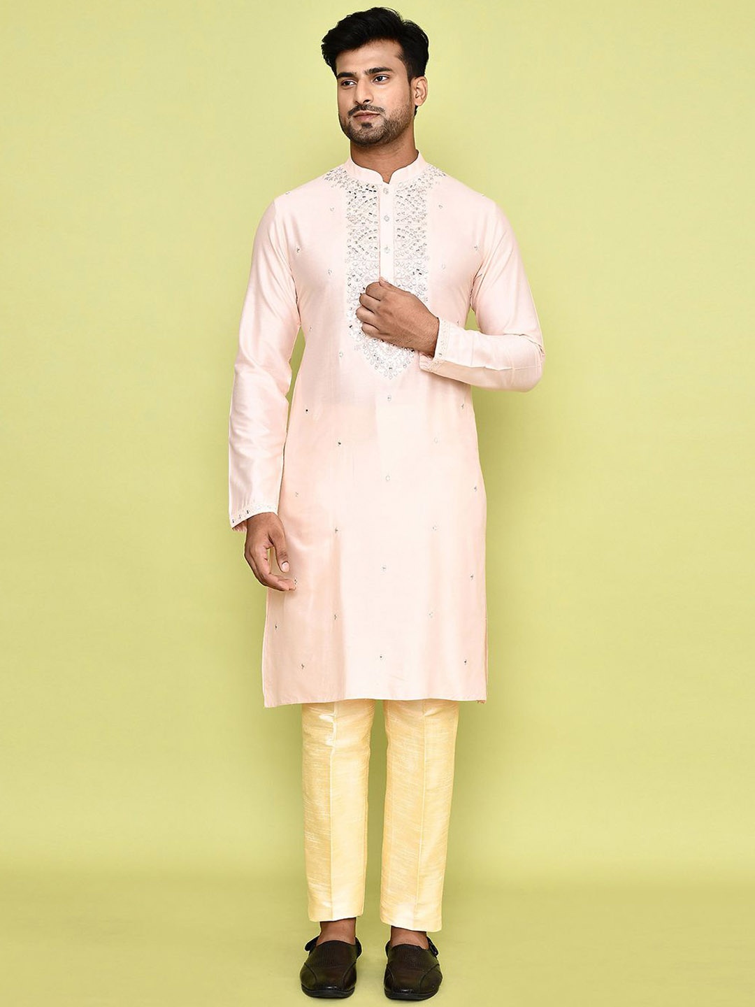 

Arihant Rai Sinha Floral Embroidered Mirror Work Mandarin Collar Kurta With Trousers, Pink