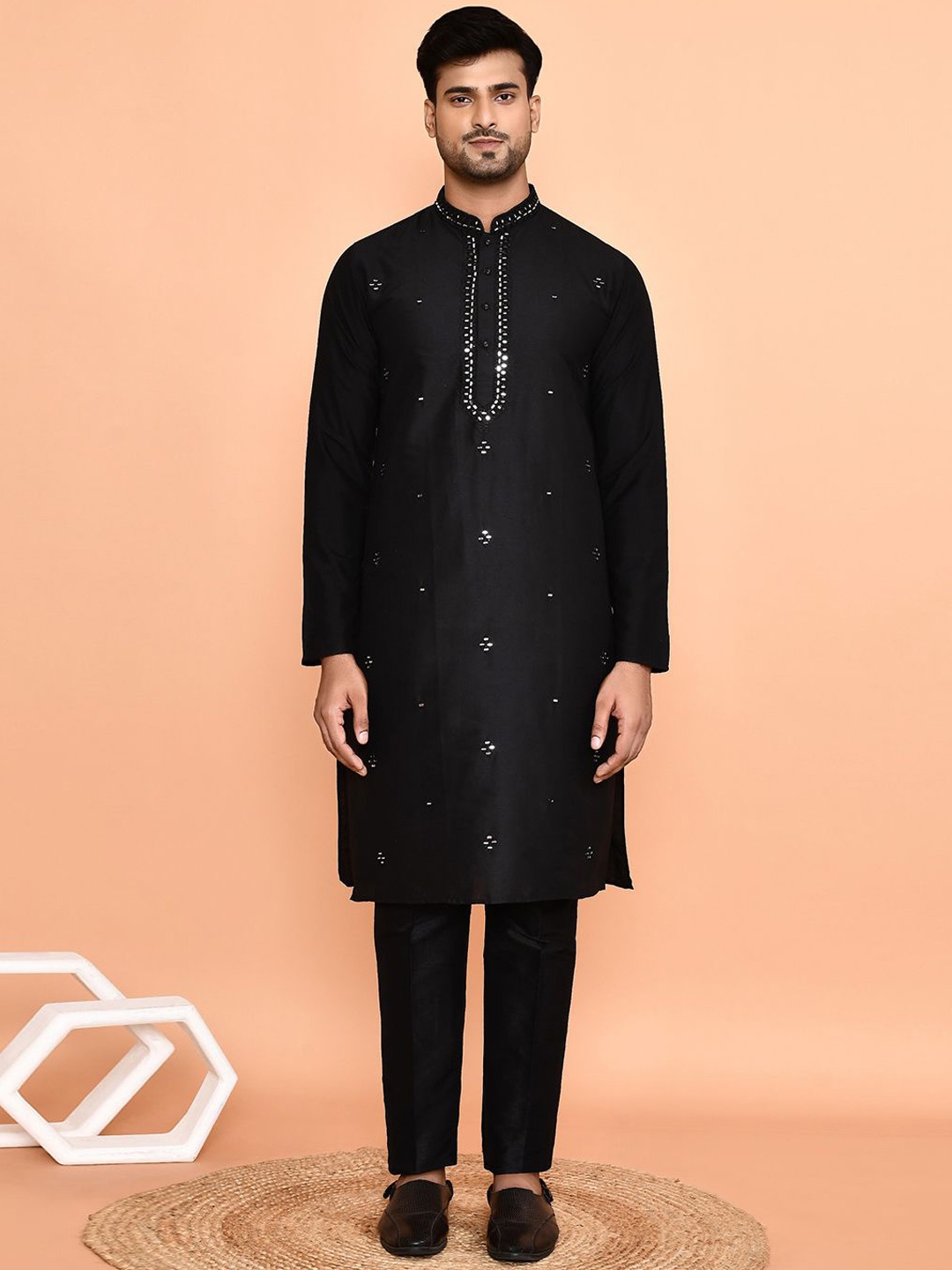 

Arihant Rai Sinha Geometric Embroidered Mirror Work & Sequinned Kurta With Trouser, Black