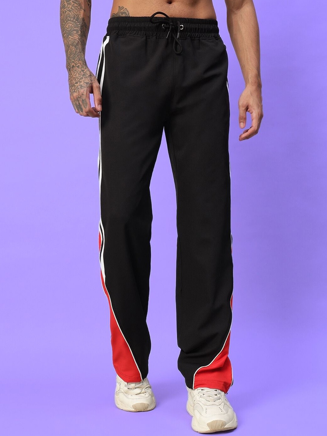 

WEARDUDS Men Regular Fit Mid Rise Track Pant, Black