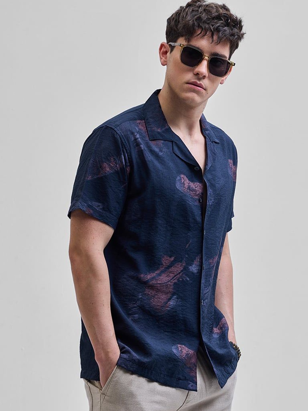 

Snitch Men Smart Cuban Collar Abstract Printed Casual Shirt, Navy blue