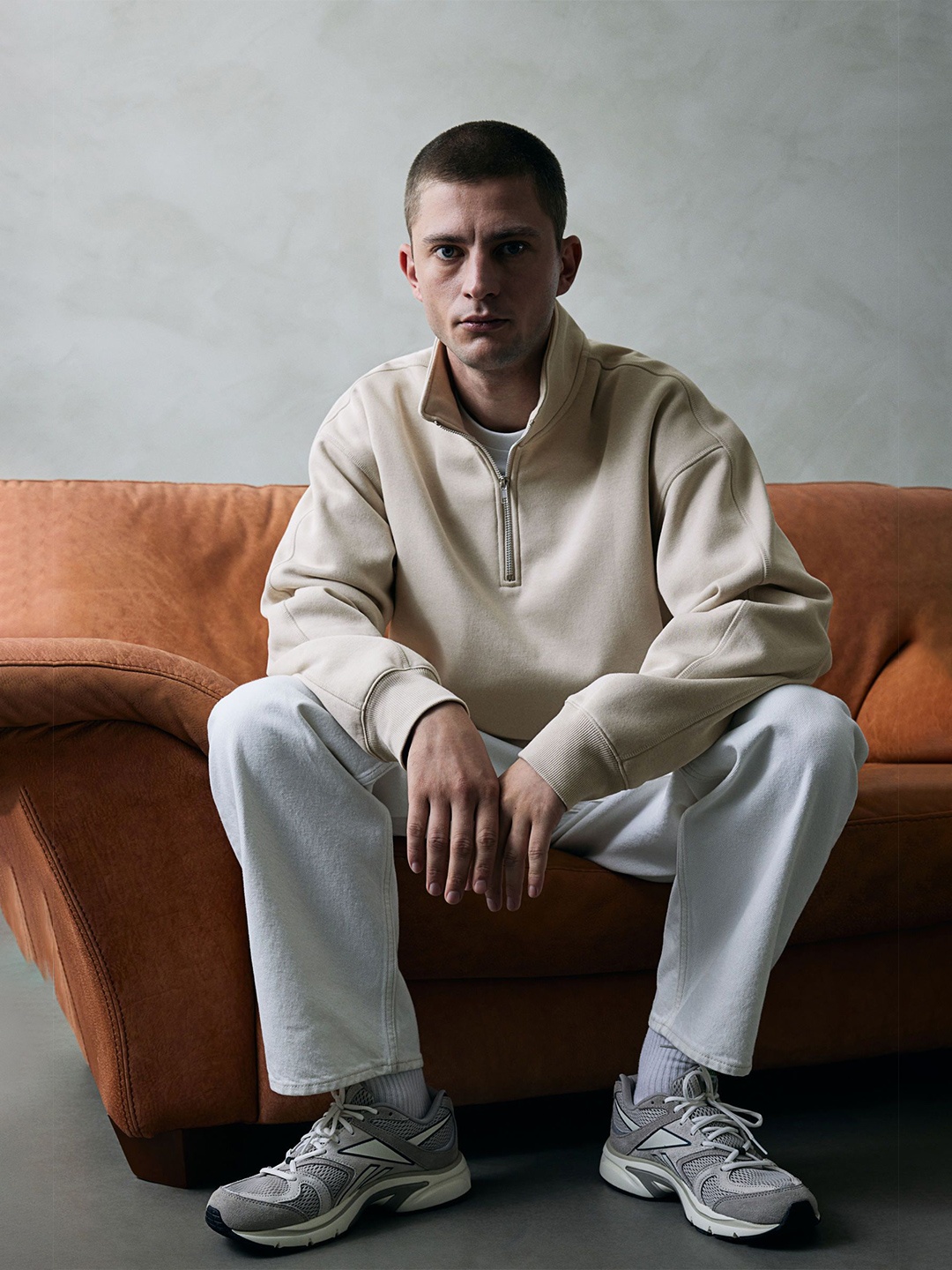 

H&M Men Thermolite Loose Fit Zip-Top Sweatshirt, Beige