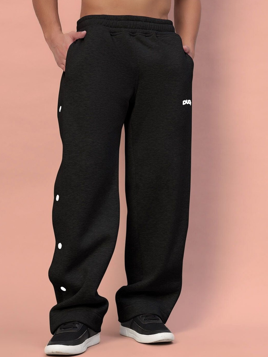 

WEARDUDS Men Relaxed-Fit Mid-Rise Track Pants, Black
