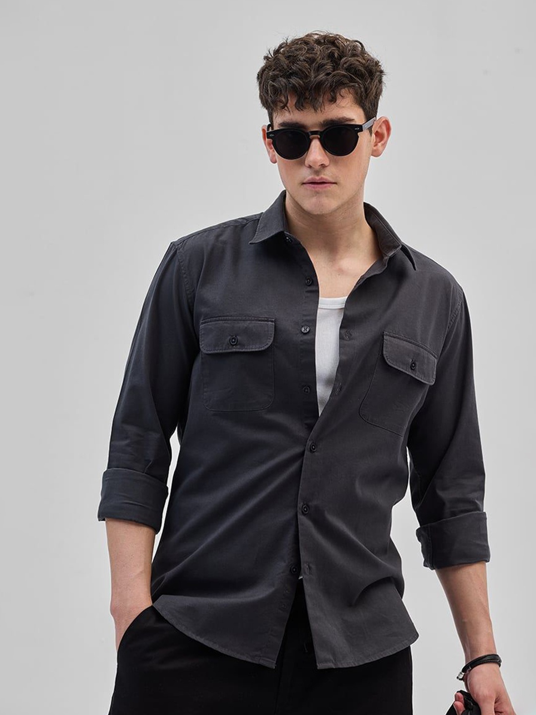 

Snitch Men Smart Spread Collar Solid Cotton Casual Shirt, Charcoal