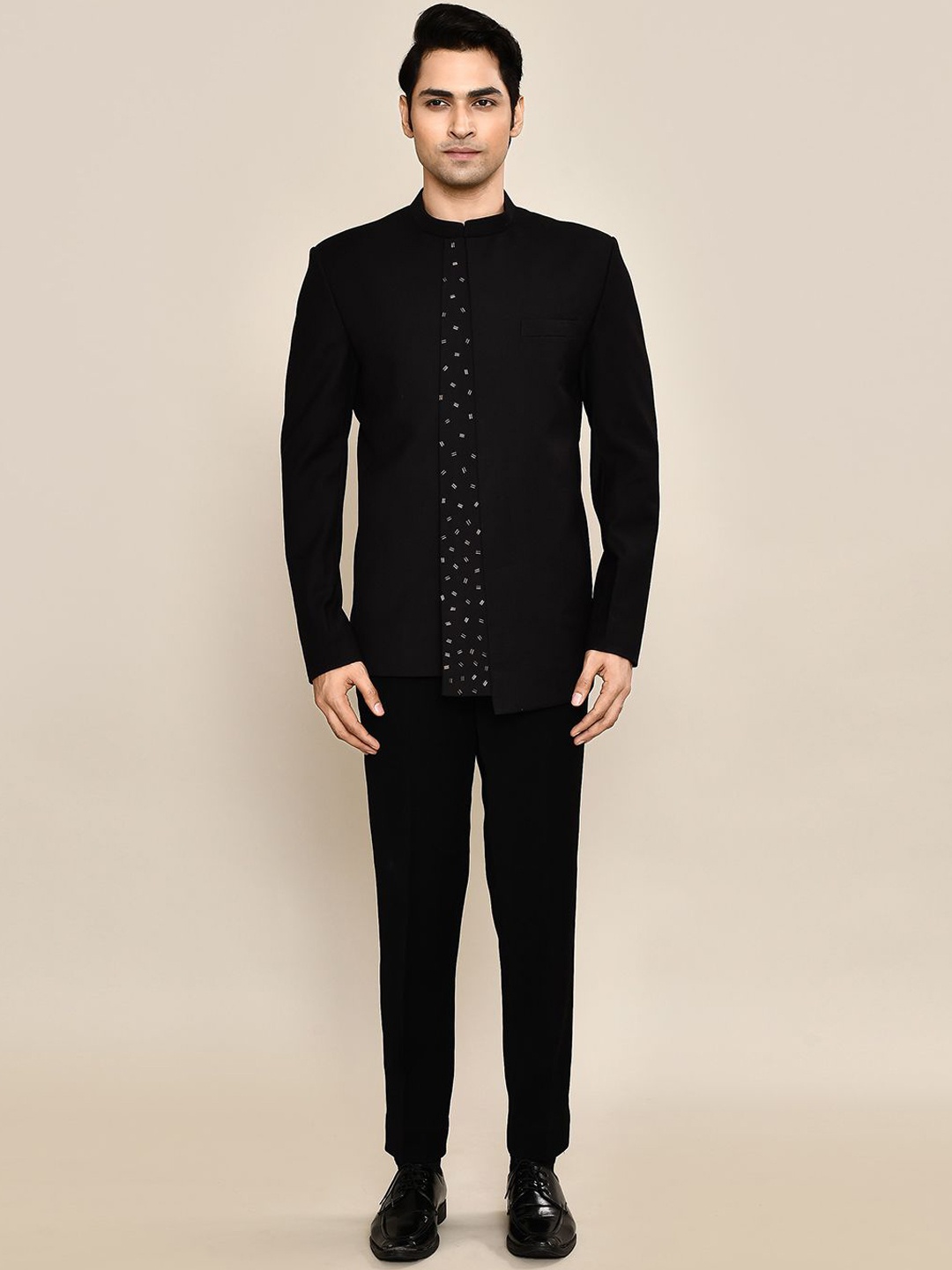 

Aryavir Malhotra Men Embroidered Two Piece Formal Suit, Black