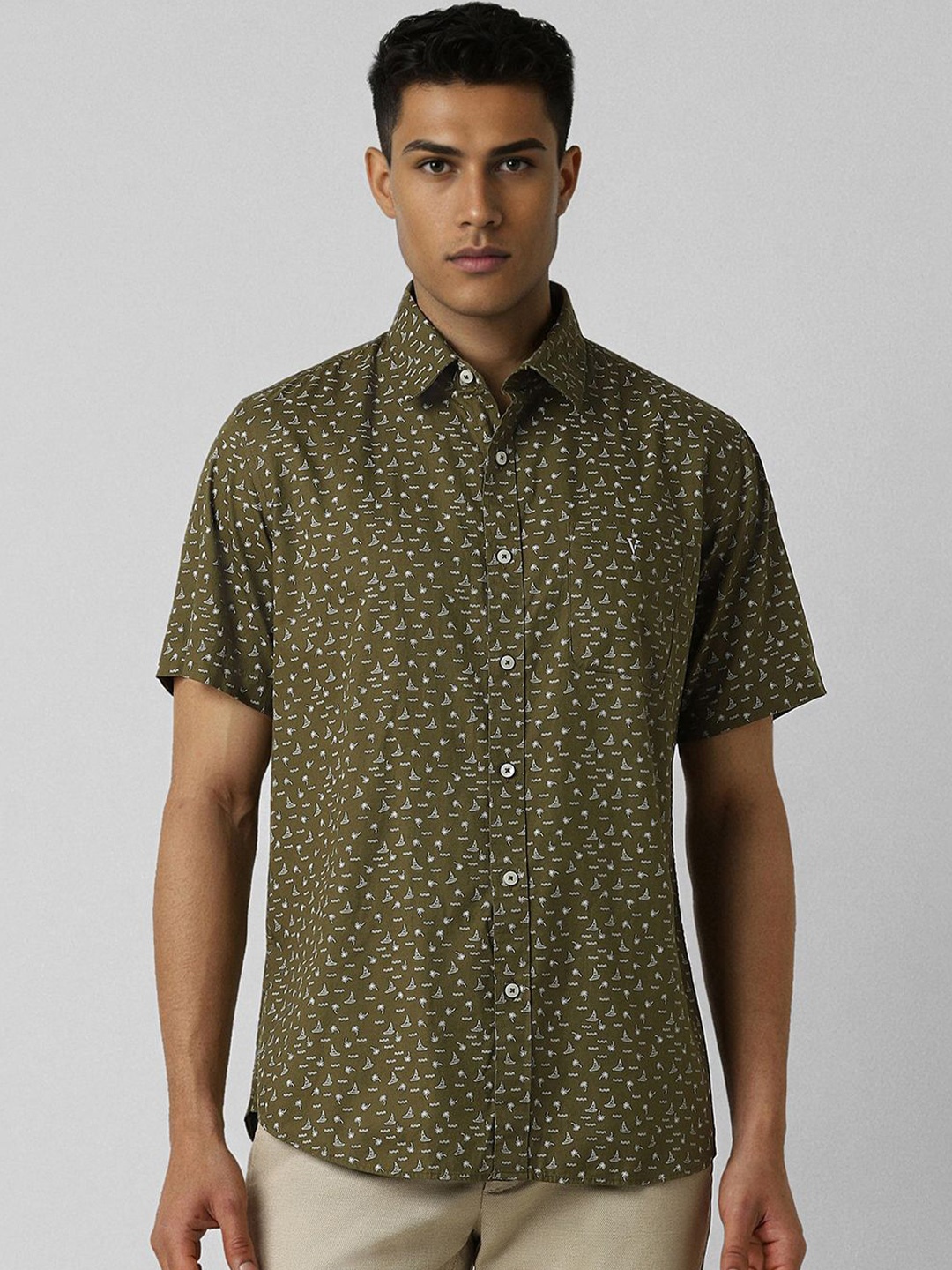 

Van Heusen Sport Men Slim Fit Opaque Printed Casual Shirt, Olive