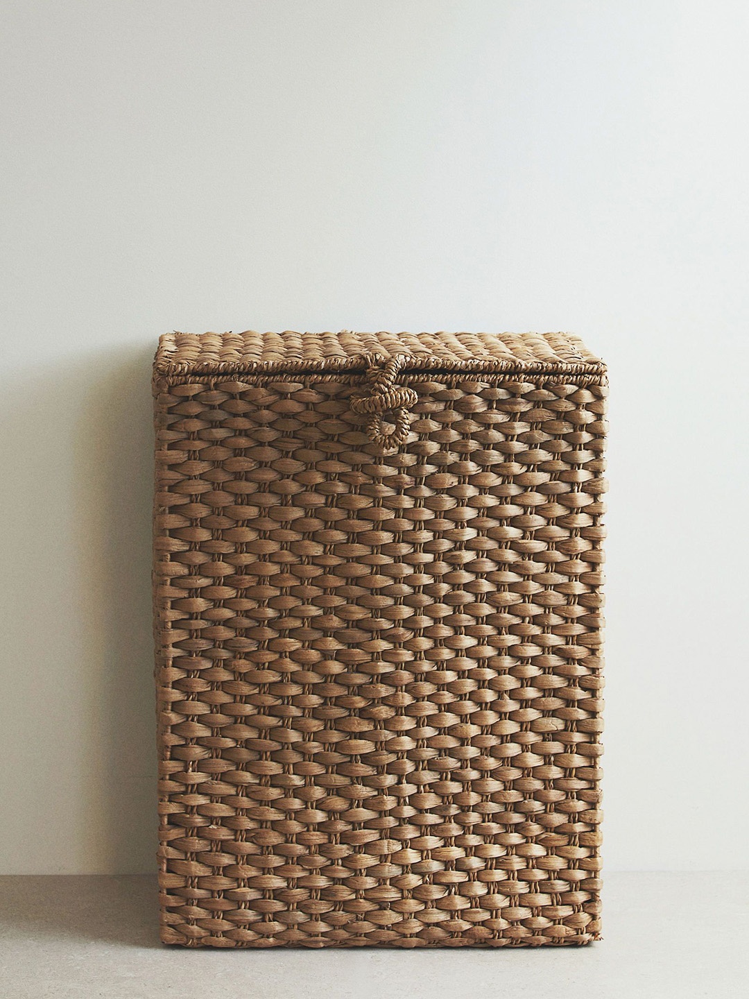 

H&M Beige Straw Laundry Basket