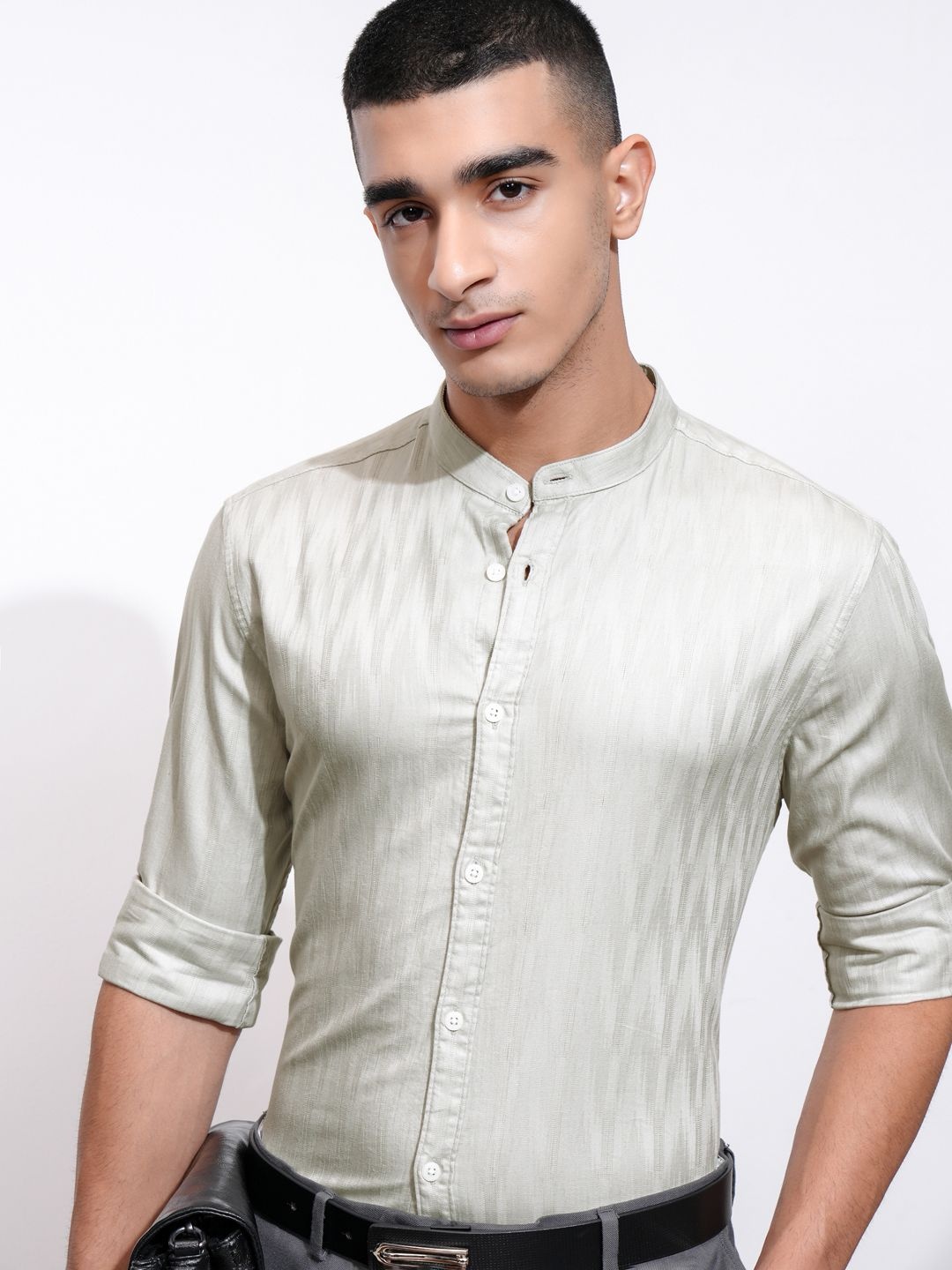 

Highlander Men Dobby Textured Solid Cuban Collar Regular Fit Shirt, Grey