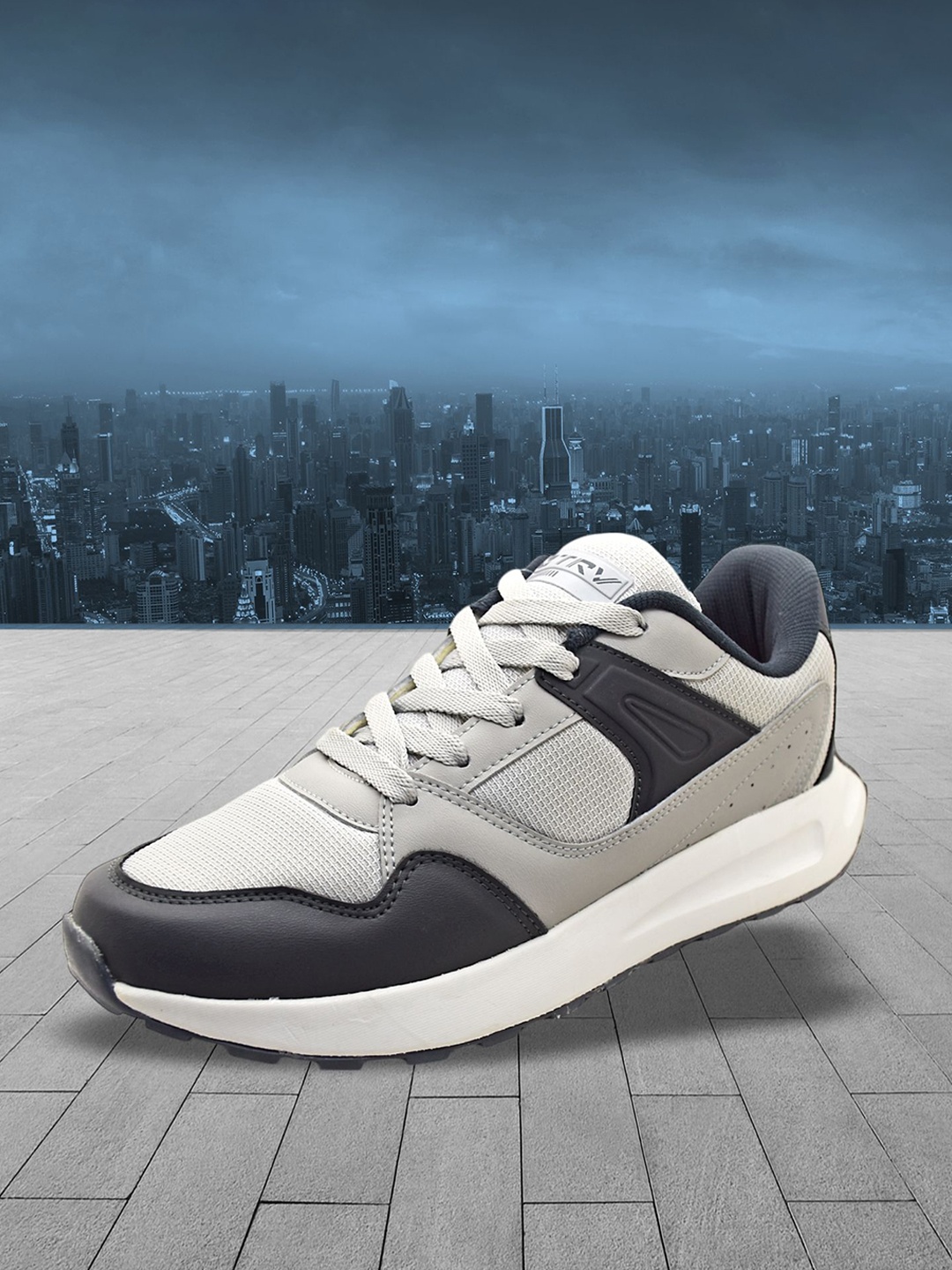 

TRV Men Mesh Running Non-Marking Shoes, Grey