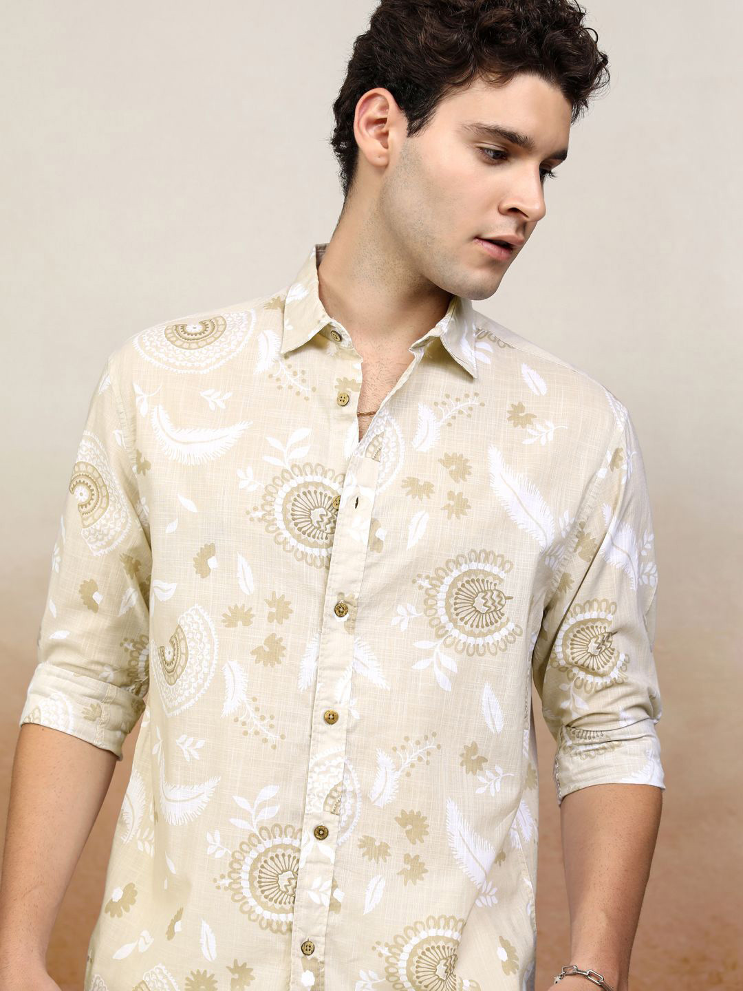 

Highlander Men Floral Printed Relaxed Shirt, Beige