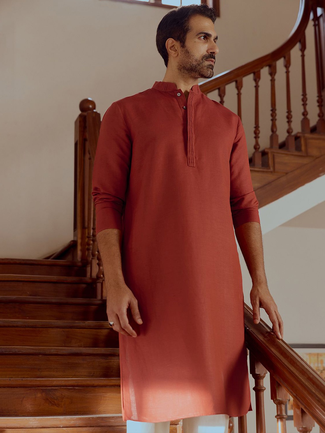 

Andamen Mandarin Collar Straight Kurta, Red