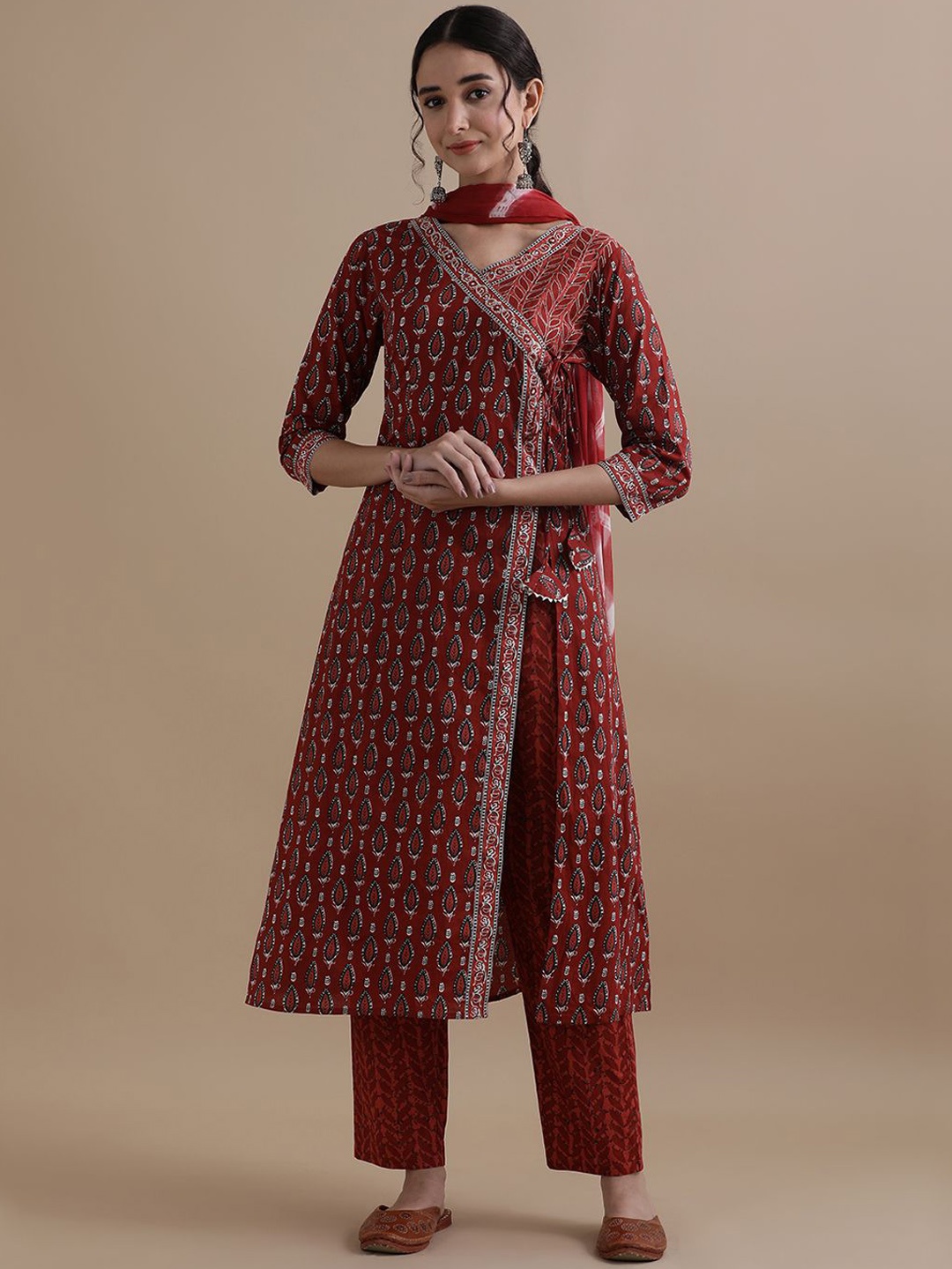 

Jaipur Kurti Floral Embroidered Mirror Work Pure Cotton Kurta with Trouser & Dupatta, Maroon