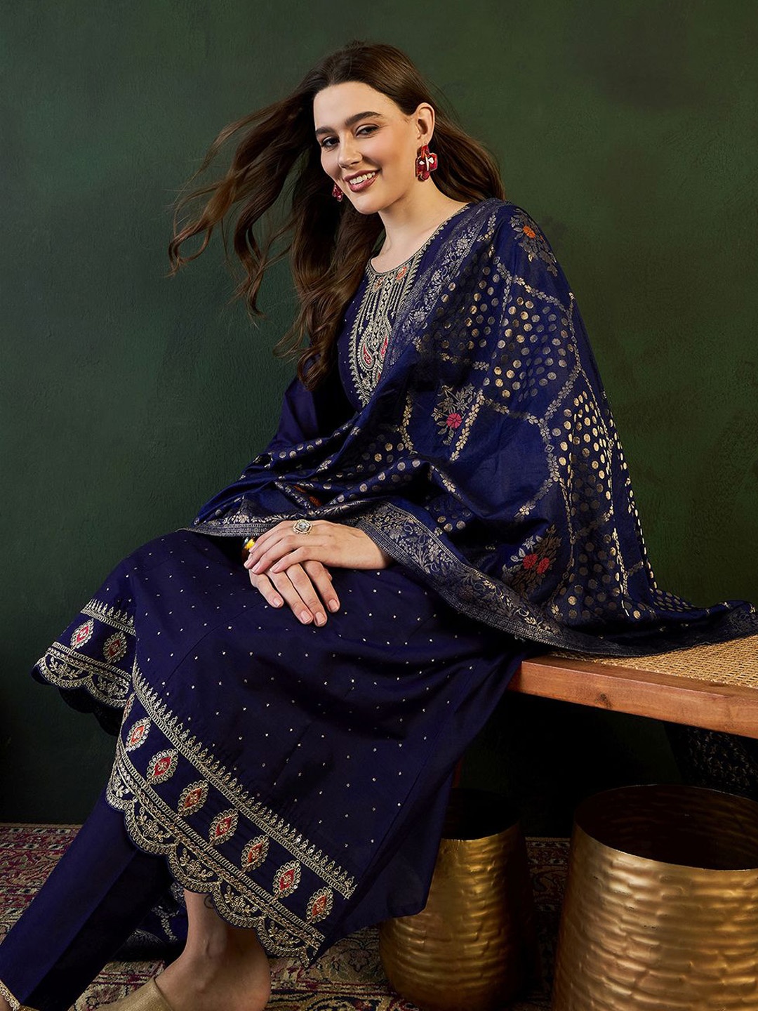

Sangria Floral Embroidered Kurta with Trouser & Dupatta, Navy blue