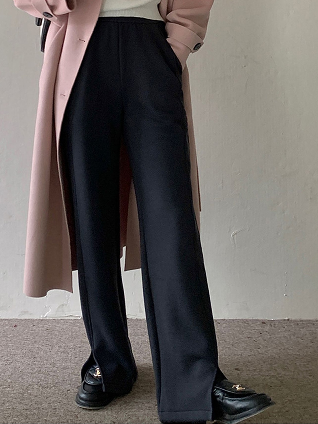 

LULU & SKY Women Straight Fit Mid-Rise Trousers, Black