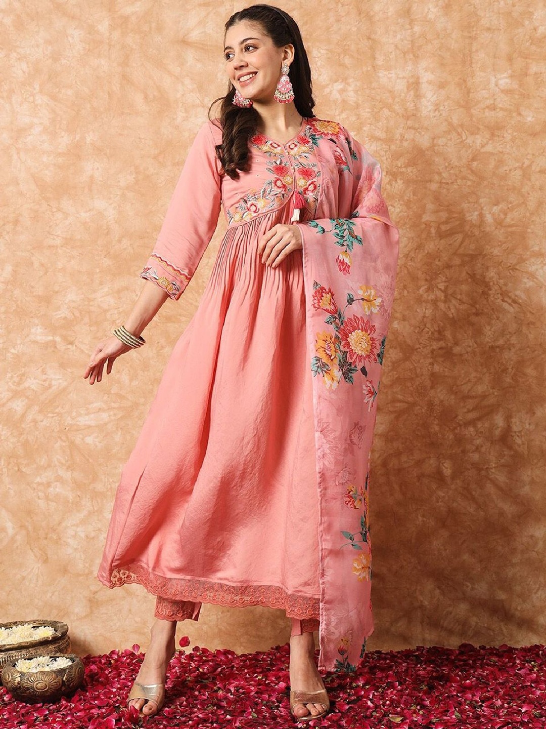 

Yara Creation Floral Embroidered Empire Chanderi Silk Kurta With Trouser With Dupatta, Pink