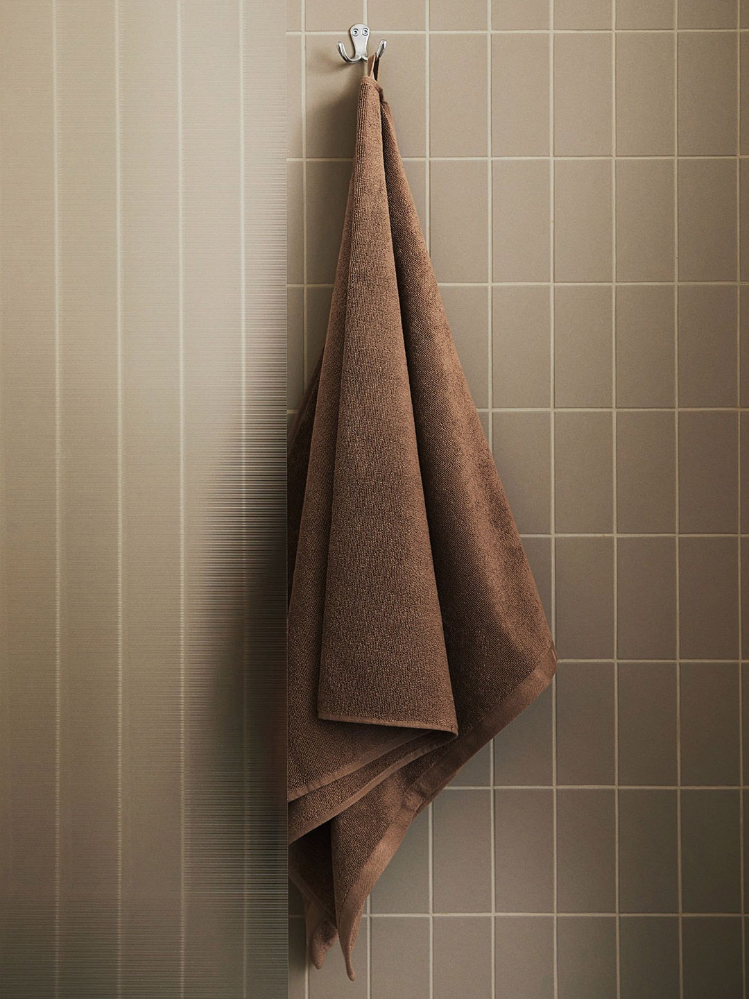 

H&M Beige Terry Bath Towel