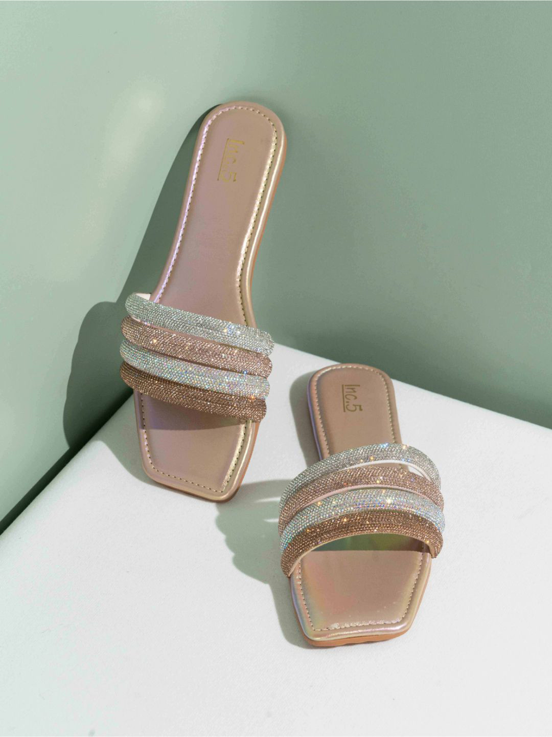 

Inc 5 Women Open Toe Flats, Rose gold