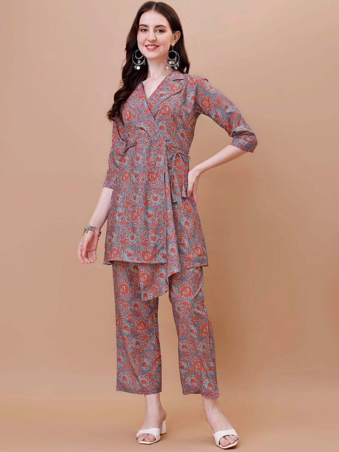 

LADY SHOPI Floral Printed Three Quarter Sleeves Pure Cotton Top & Trouser, Grey