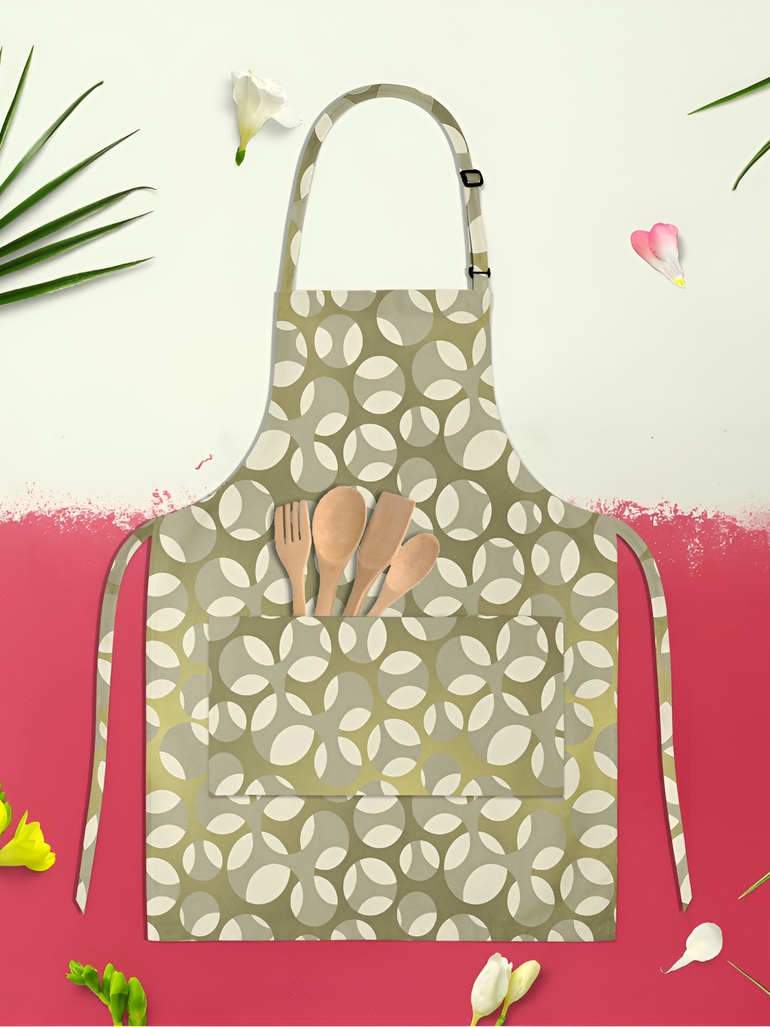 

ArtzFolio Kids Grey & Off White Printed Cotton Aprons