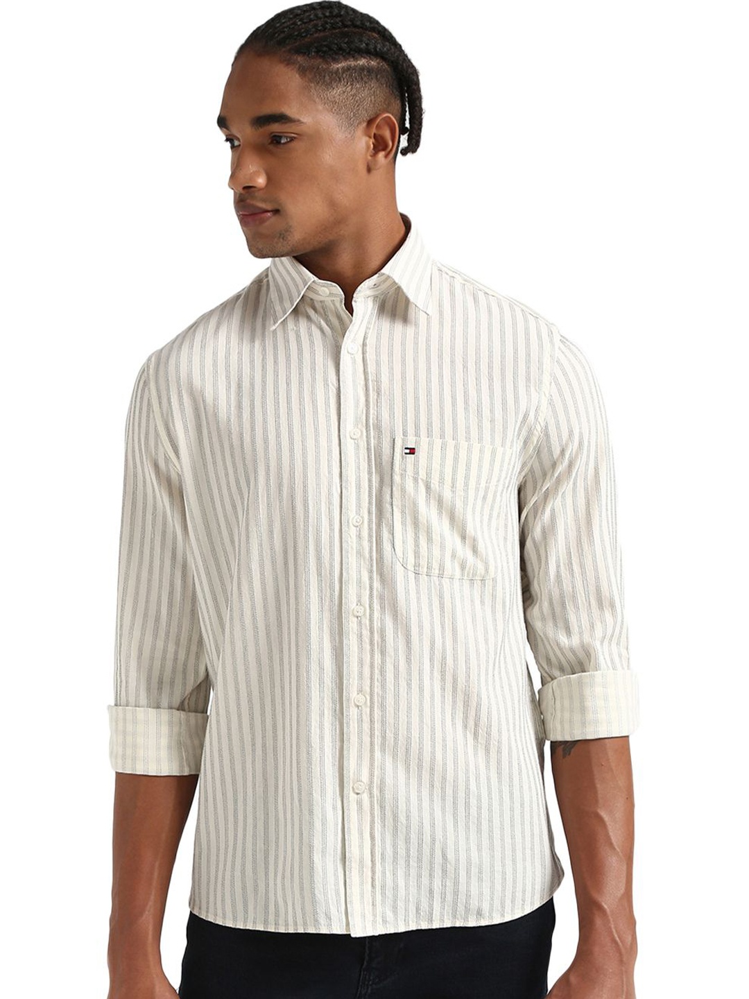 

Tommy Hilfiger Men Opaque Striped Casual Shirt, Off white