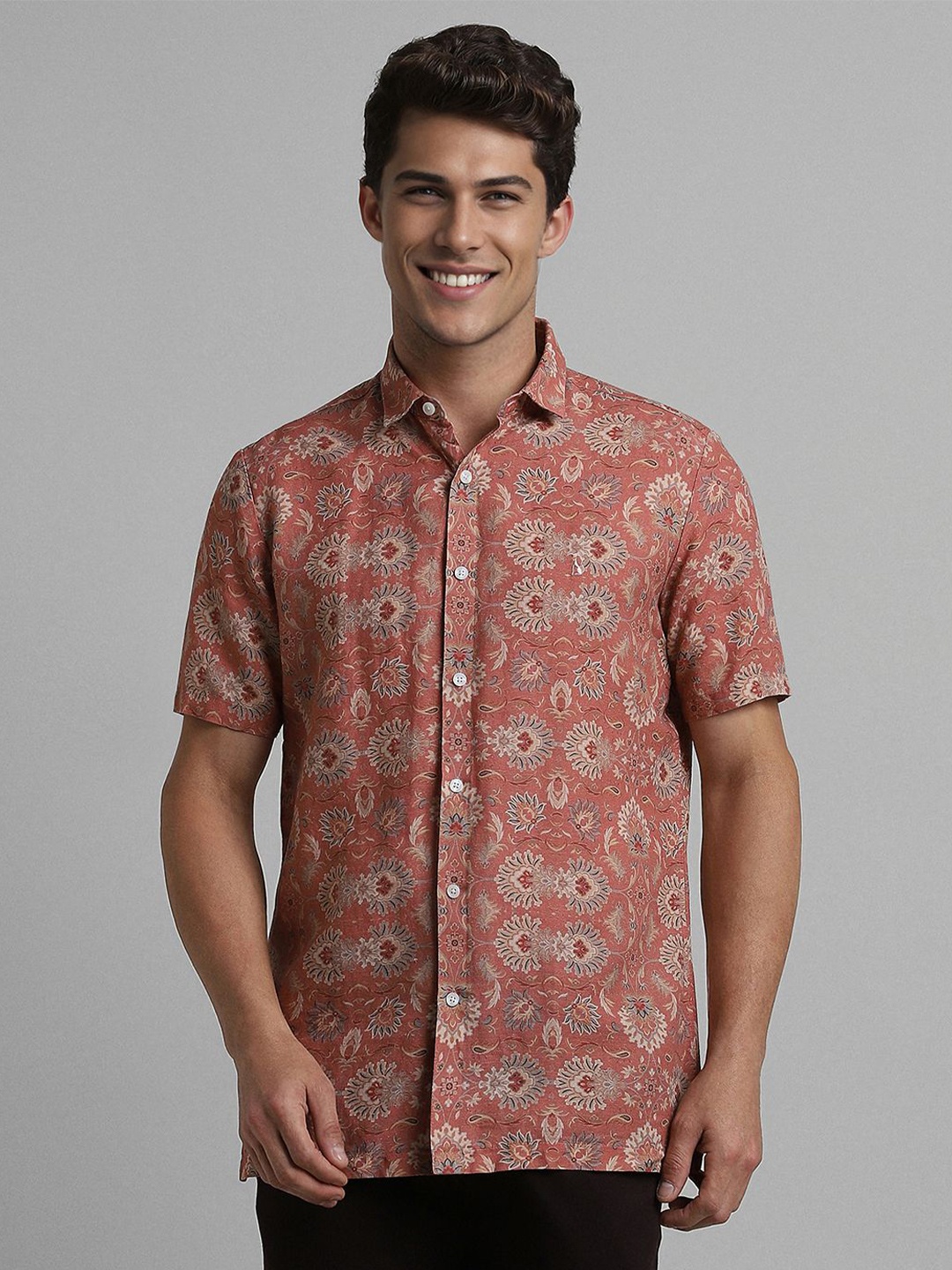 

SIMON CARTER LONDON Men Spread Collar Floral Printed Linen Casual Shirt, Red