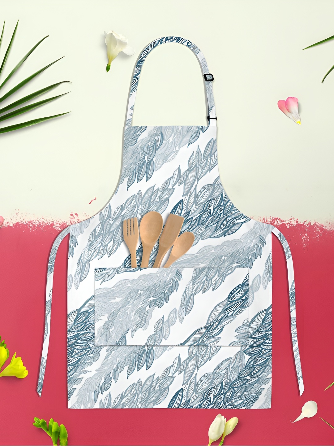 

ArtzFolio Kids White & Blue Printed Cotton Aprons