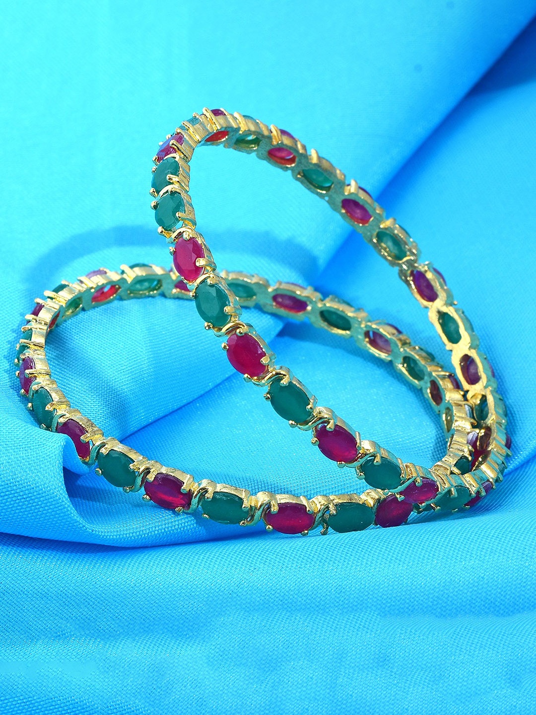 

MEMOIR Set Of 2 Gold Plated Stone Studded Columbian Emerald Bangles