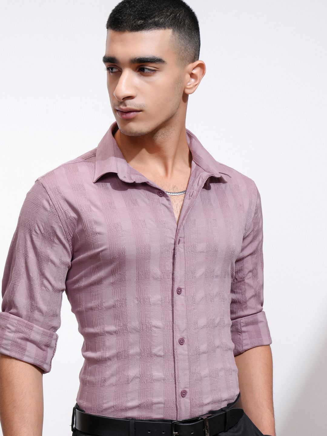 

Highlander Men Dusty Dobby Textured Solid Day Occasion Slim Fit Shirt, Mauve