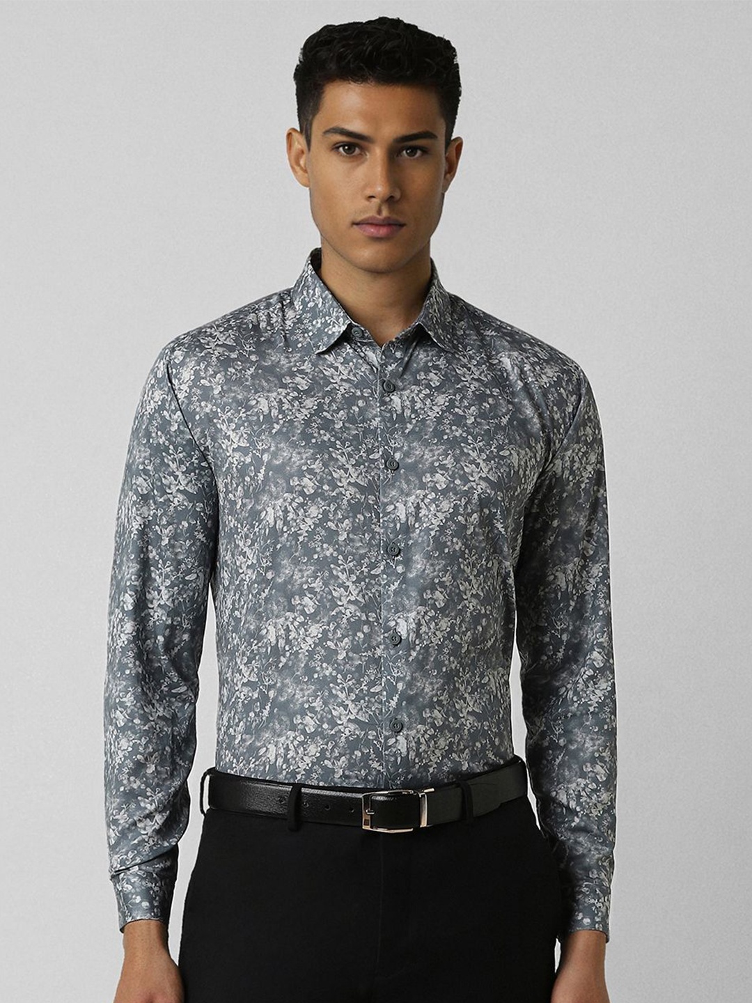 

V Dot Men Spread Collar Floral Printed Cotton Slim Fit Formal Shirt, Grey