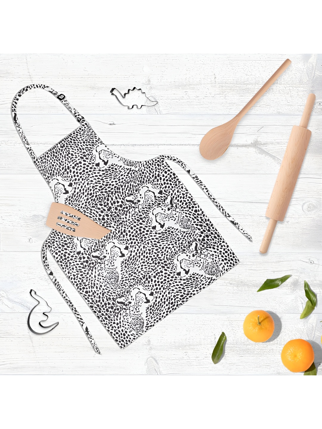 

ArtzFolio White & Black Printed Cotton Aprons