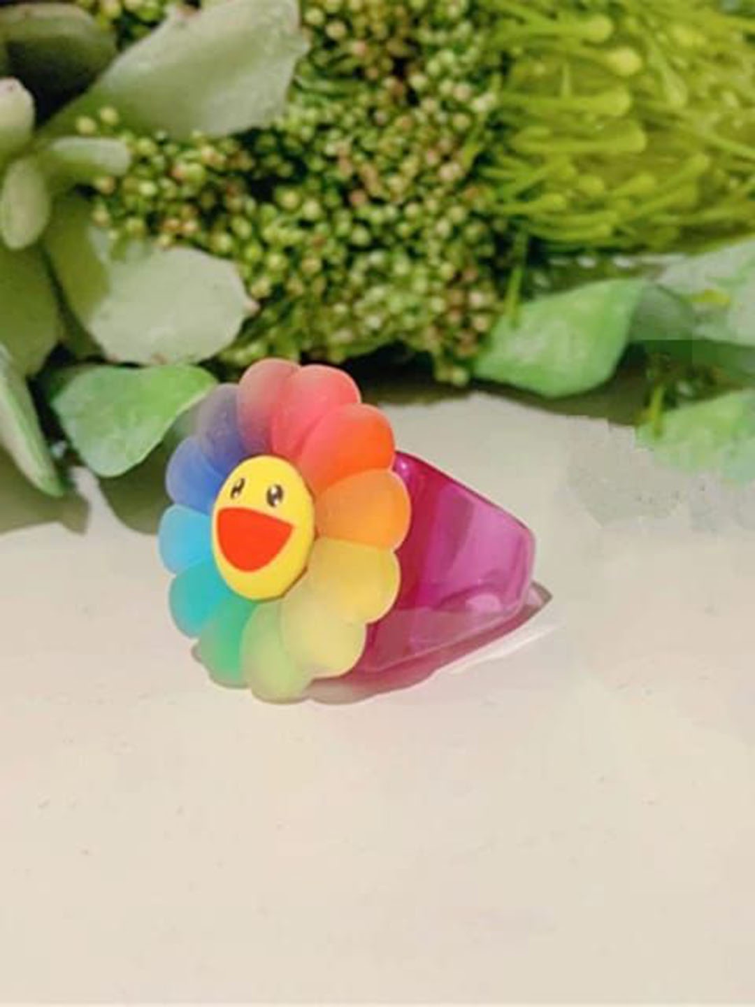 

YU FASHIONS Stainless Steel Smiley Sunflower Rainbow Finger Ring, Pink