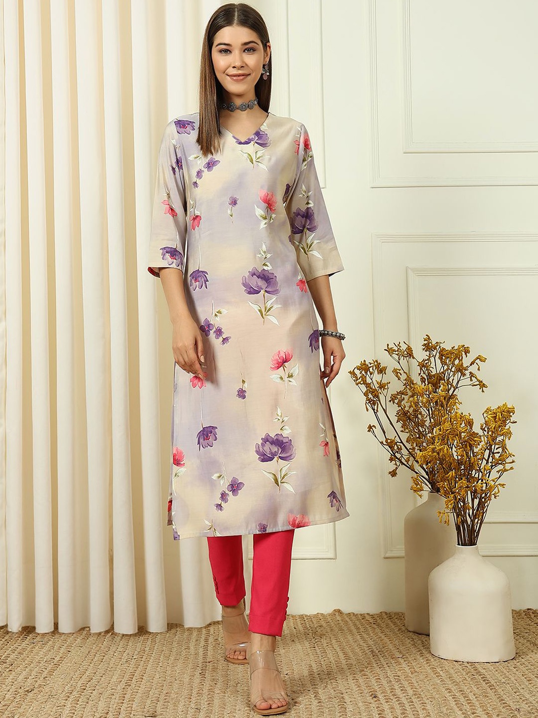 

Anouk Rustic Cream-Coloured & Purple Floral Printed V-Neck Straight Kurta