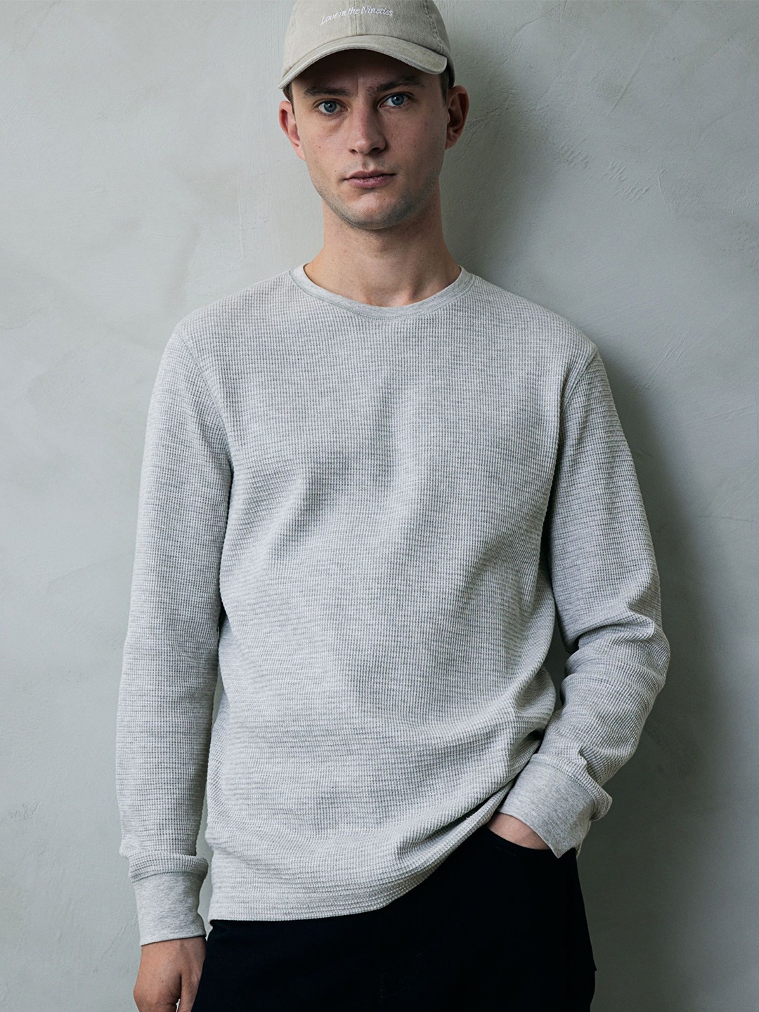 

H&M Men Slim Fit Waffled Jersey Top, Grey
