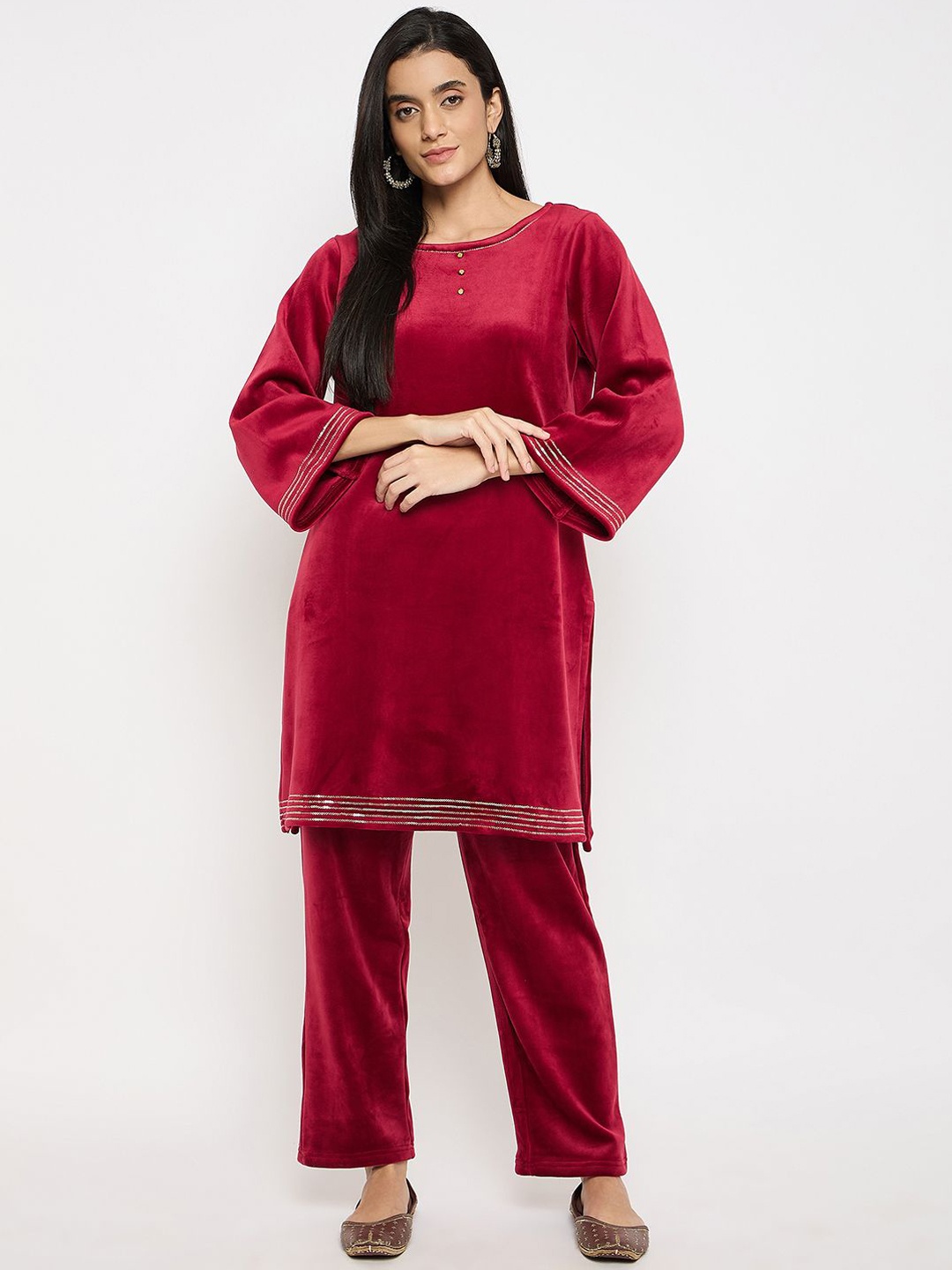 

Camey Straight Kurta With Trouser, Red