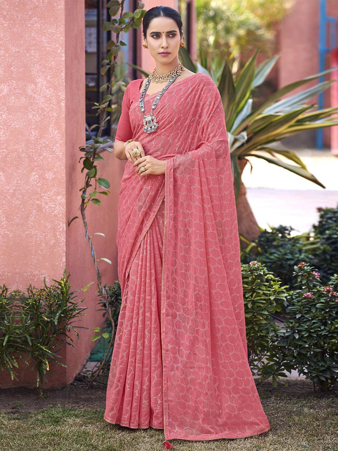 

MAHALASA Women Embellished Designer Saree, Peach