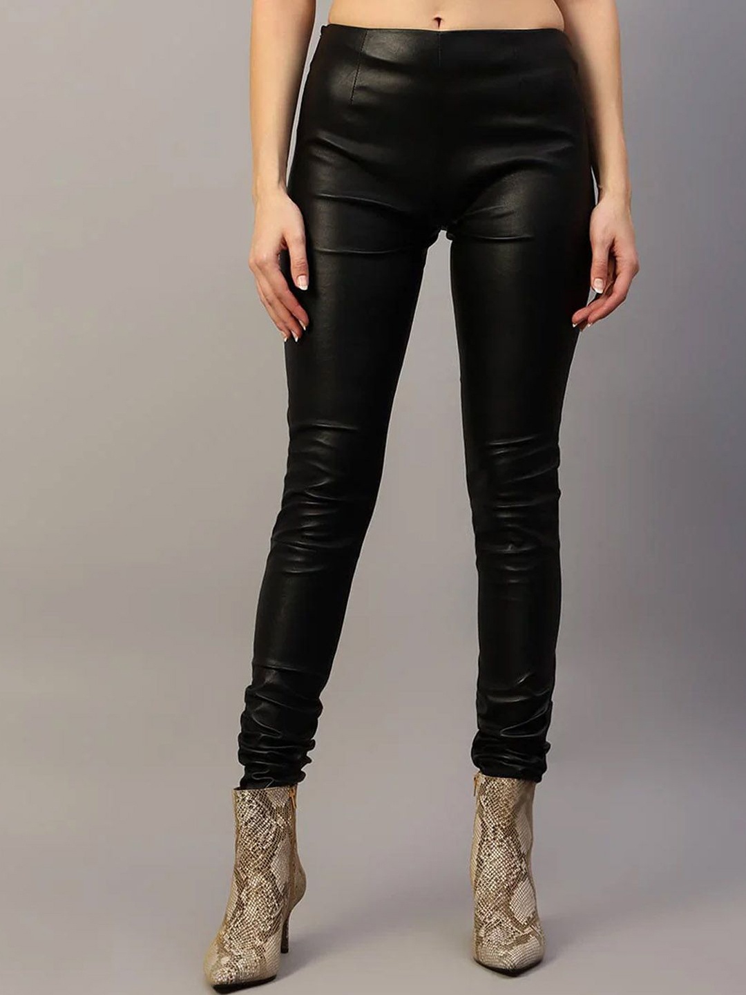 

Saint G Women Italian Slim Fit Leather Pants, Black