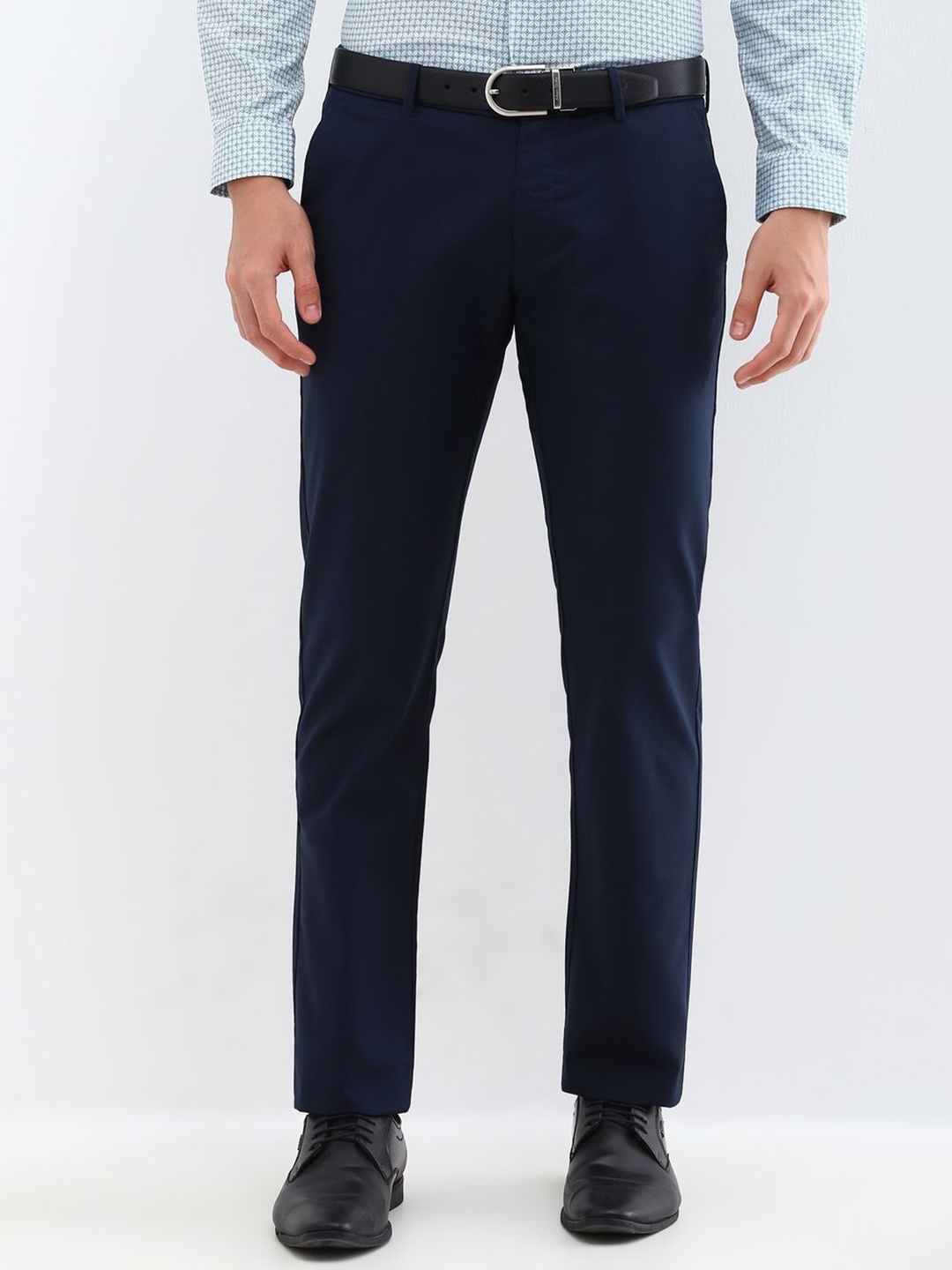 

Allen Solly Men Slim Fit Formal Trousers, Navy blue