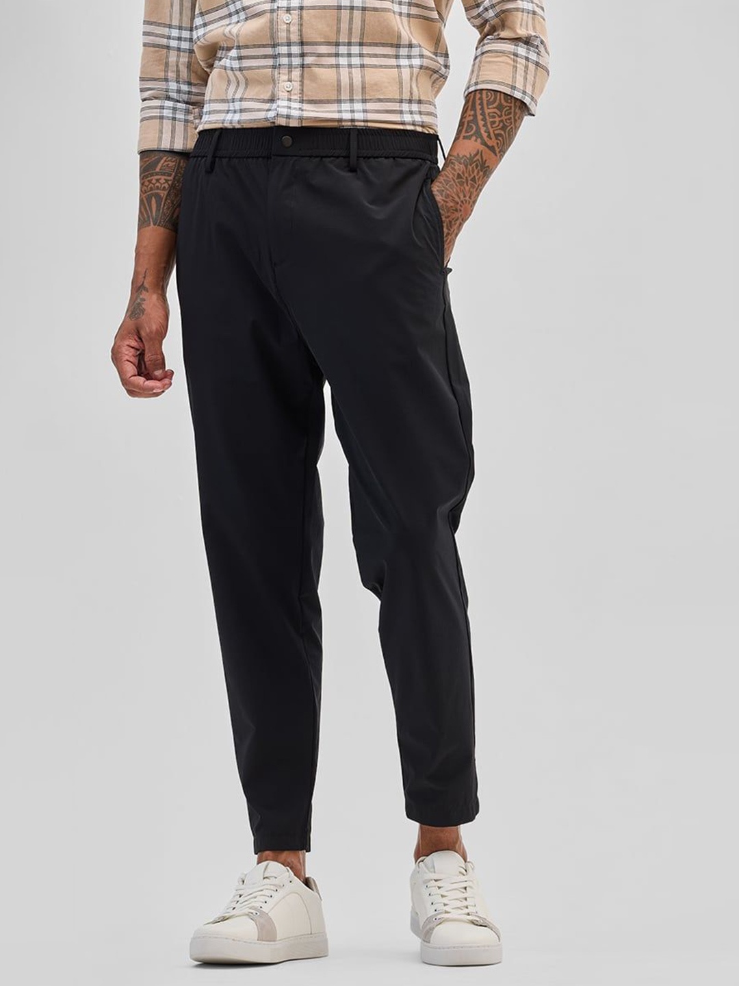 

Snitch Men Classic Chinos Trousers, Black