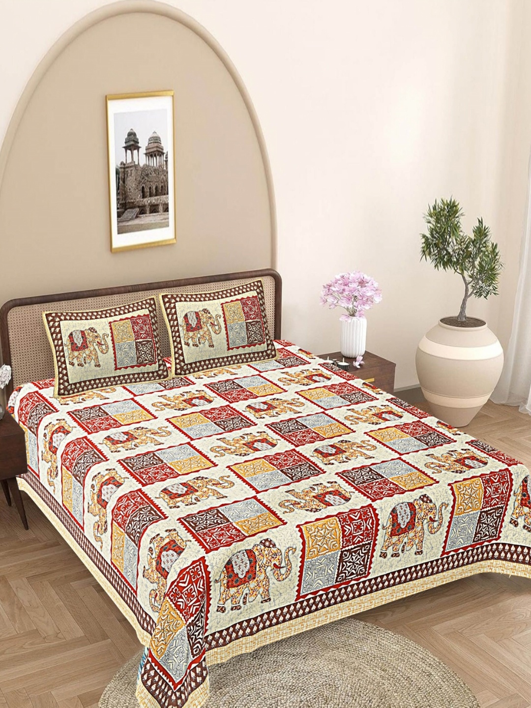 

FrionKandy Living Red & Beige Printed 180 TC Cotton King Bedsheet Set 2.12 m x 2.62 m