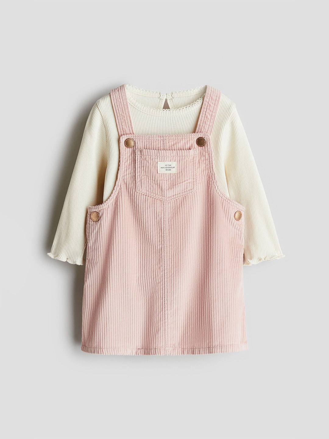

H&M Girls 2-Pcs T-Shirt & Dungaree Set, Pink