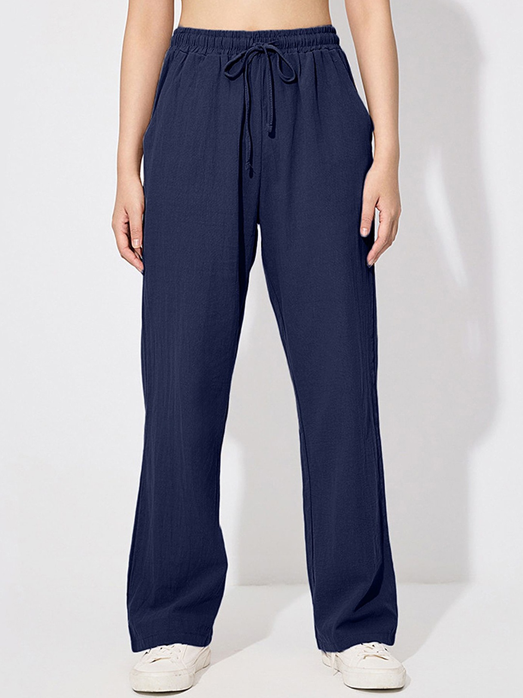 

LULU & SKY Women Loose Fit High-Rise Trousers, Navy blue