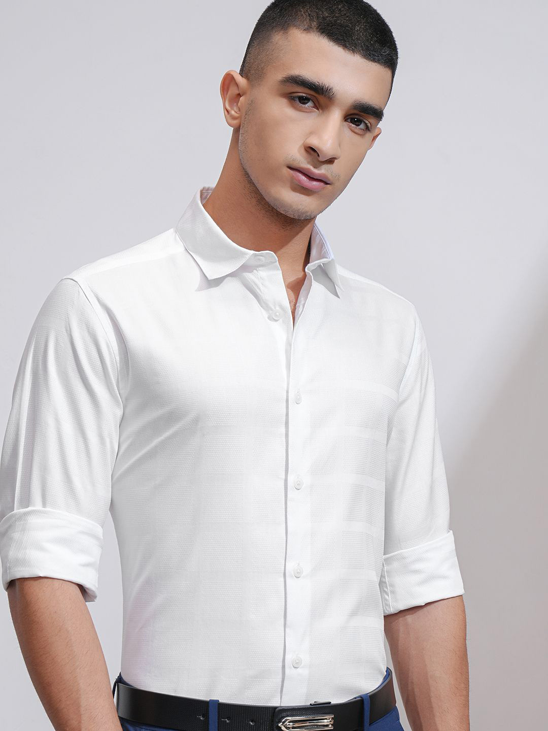 

Highlander Men Dobby Textured Solid Mui Occasion Slim Fit Shirt, White