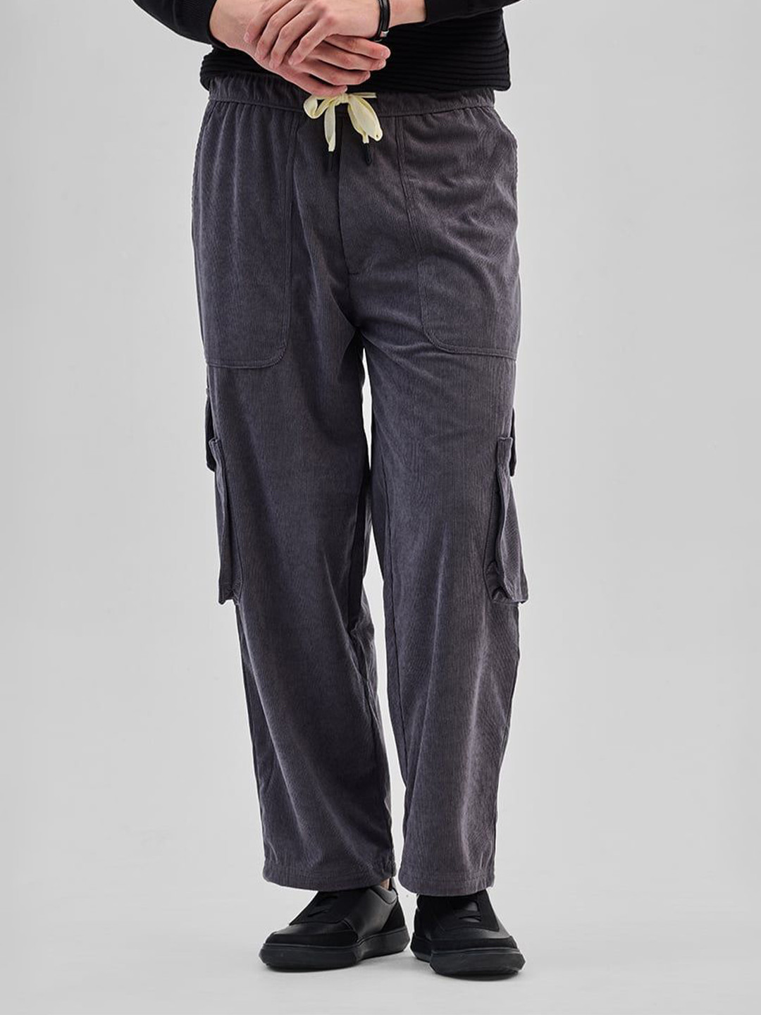 

Snitch Men Comfort Loose Fit Mid-Rise Cargos Trousers, Grey