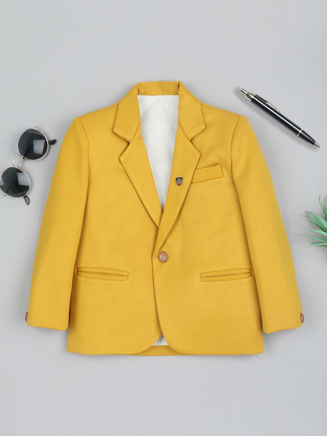 

Ridokidz Boys Notched Lapel Collar Single-Breasted Blazer, Mustard