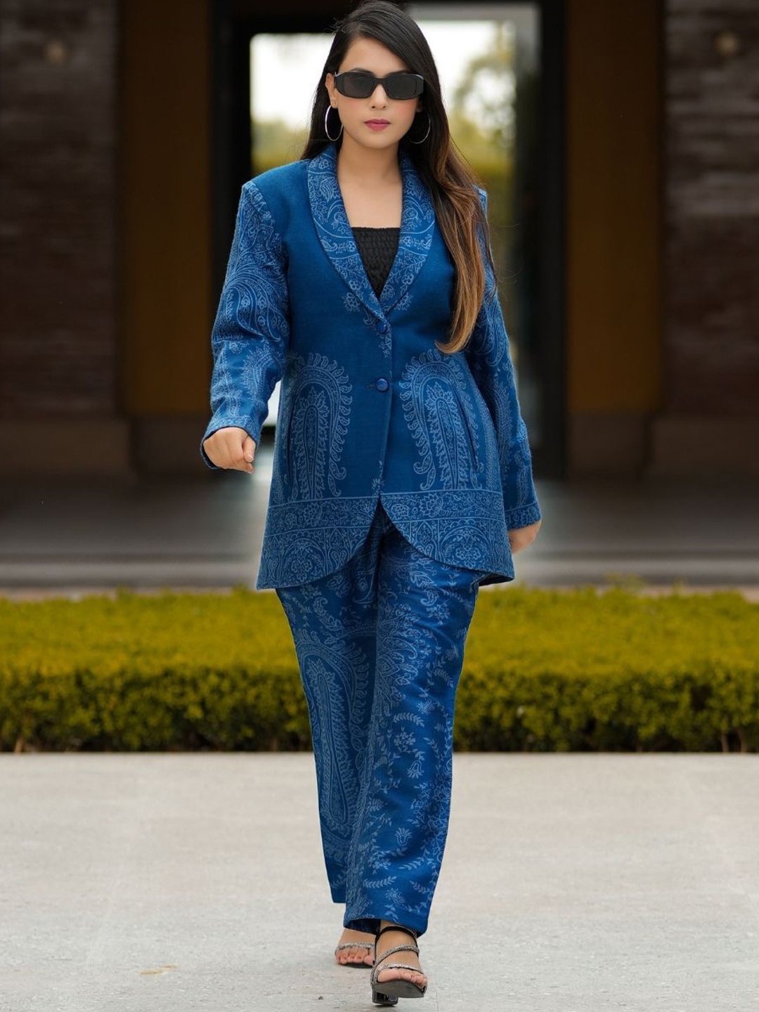 

HOUSE OF KIRNA'S WITH LOGO OF HOK Shawl Collar Self-Design Coat & Trouser, Blue